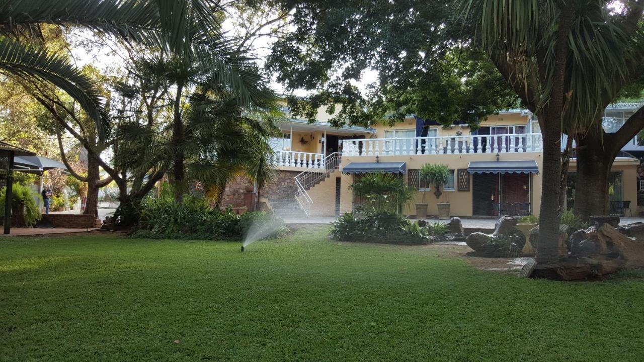 Gemstone Guest House เคลิร์กสดอร์ป ภายนอก รูปภาพ