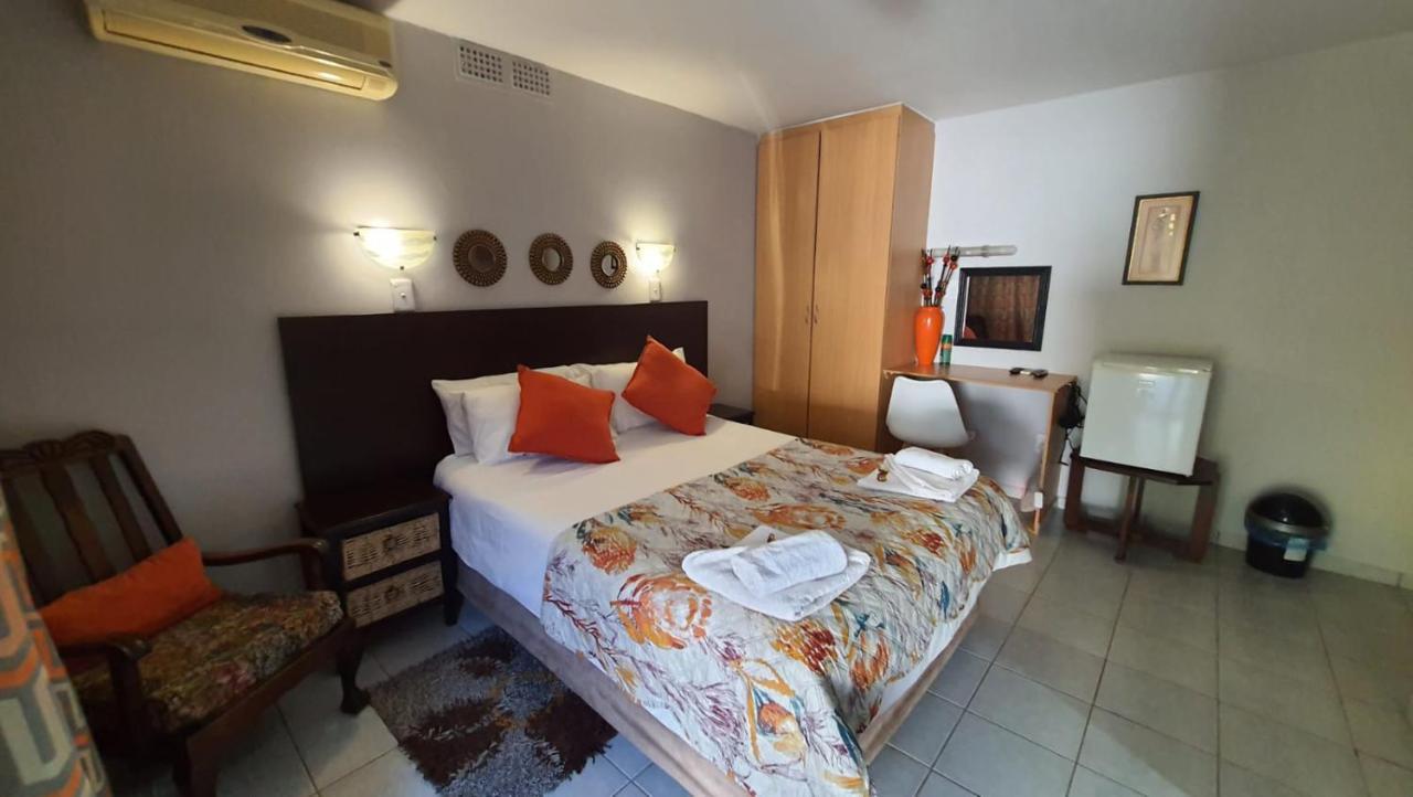 Gemstone Guest House เคลิร์กสดอร์ป ภายนอก รูปภาพ