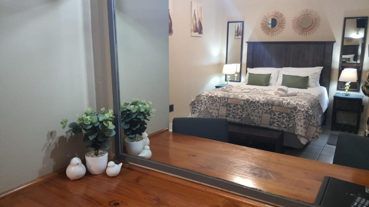 Gemstone Guest House เคลิร์กสดอร์ป ภายนอก รูปภาพ