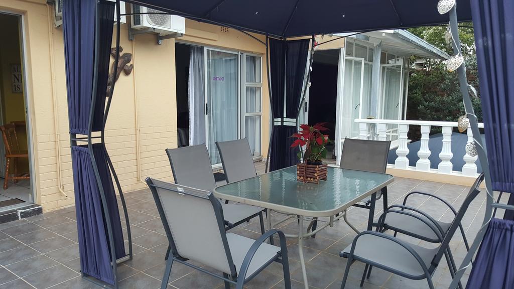 Gemstone Guest House เคลิร์กสดอร์ป ภายนอก รูปภาพ